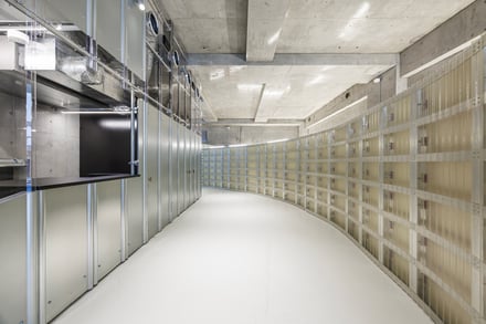 「ワークスアウト」が日本初の旗艦店をオープン