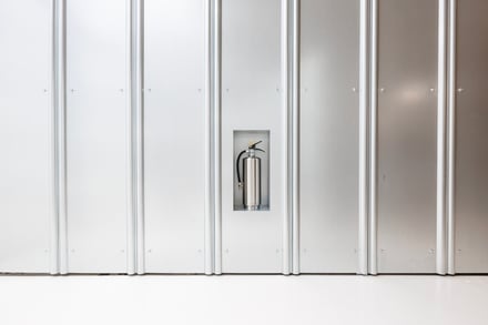 「ワークスアウト」が日本初の旗艦店をオープン