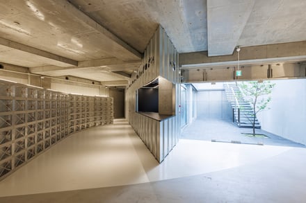 「ワークスアウト」が日本初の旗艦店をオープン