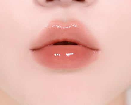 韓国コスメのリップティント