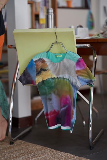 GPAPHIC SCRAP TOP