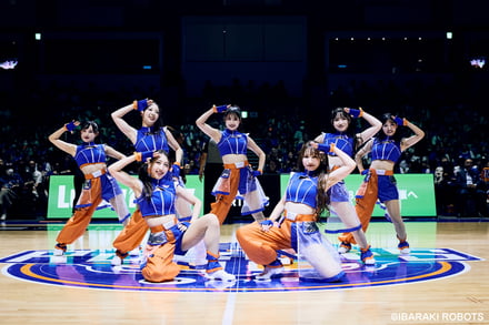 新ユニフォーム着用画像