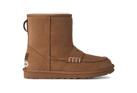 UGG® × JW Anderson コラボシューズのアイテム画像