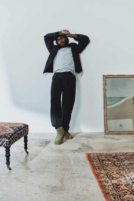 UGG® × JW Anderson コラボシューズのキャンペーン画像