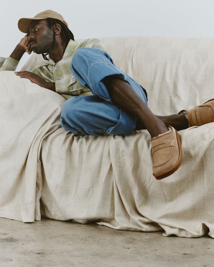 UGG® × JW Anderson コラボシューズのキャンペーン画像