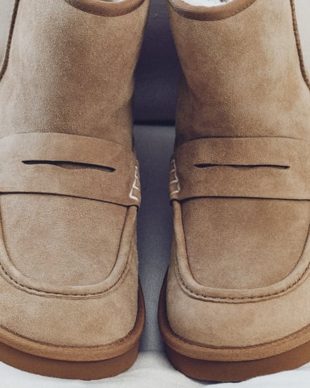 UGG® × JW Anderson コラボシューズのキャンペーン画像