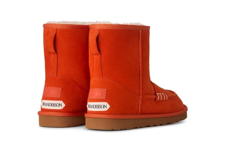 UGG® × JW Anderson コラボシューズのアイテム画像