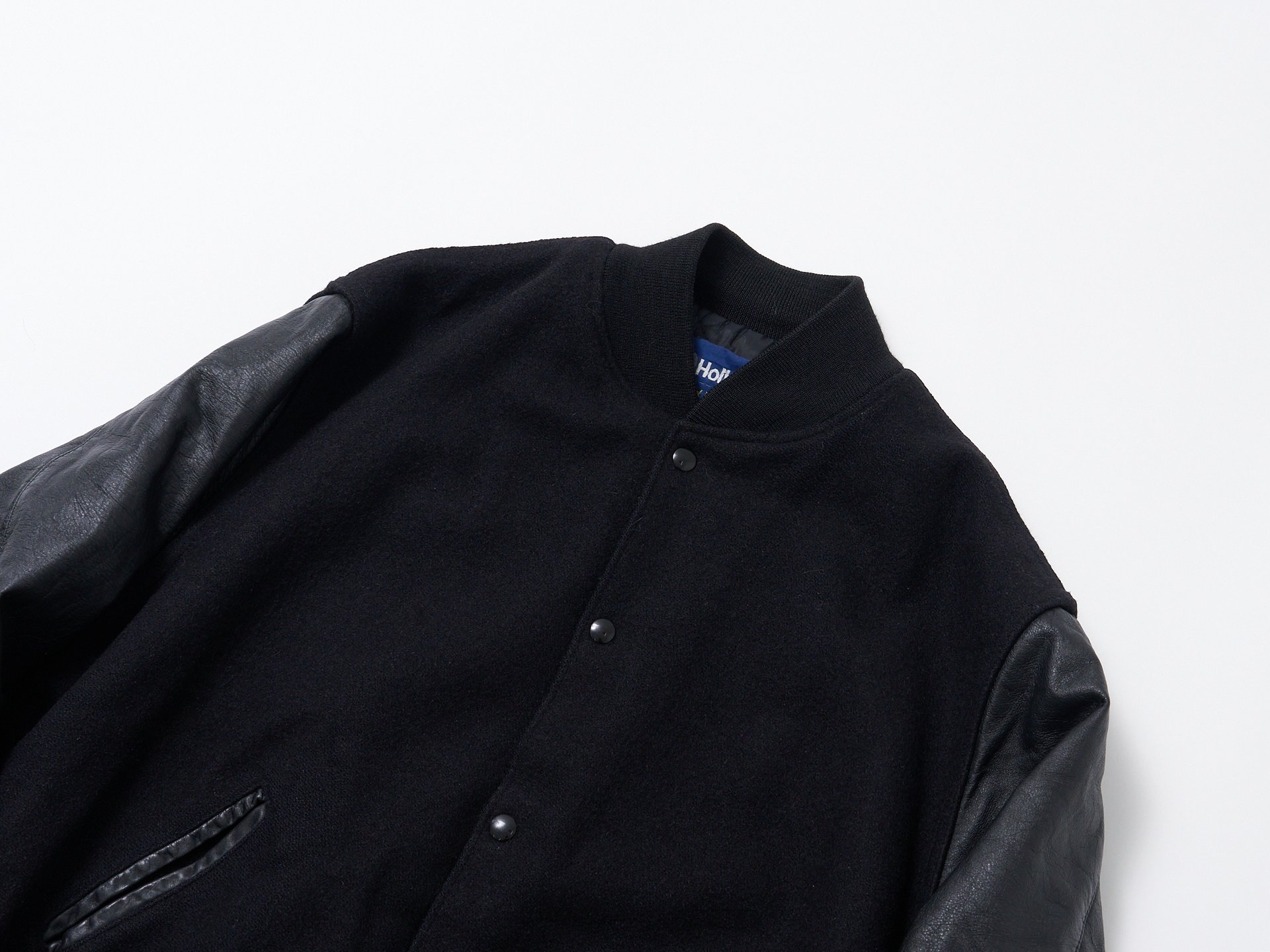  ホロウェイ スタジャン