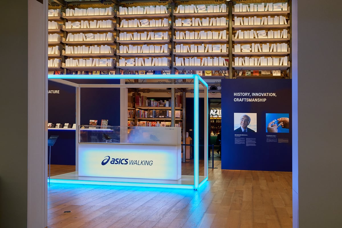 銀座 蔦屋書店内「ASICS WALKING RUNWALK GALLERY」の会場