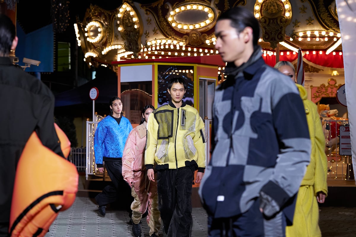 コレクション LOOKBOOK登場【ポステレガント】ワイドスリーブ ブラウス 