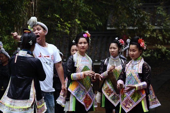 miao-people-in-china-