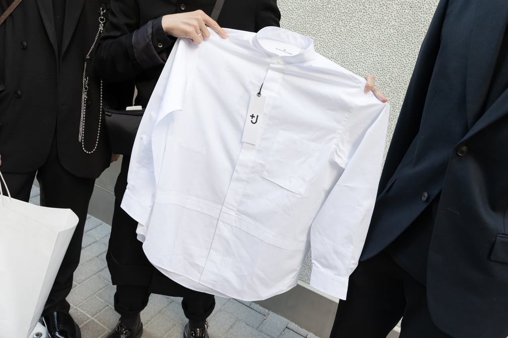 +J シャツ