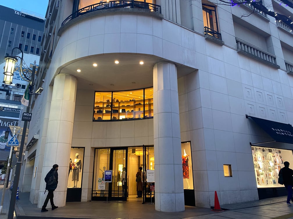 バーニーズ ニューヨーク　新宿店閉店
