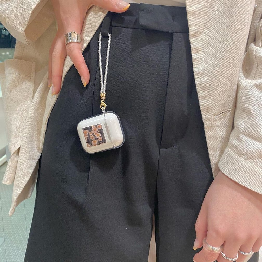Lattice(ラティス)の新商品「AirPodsケース」