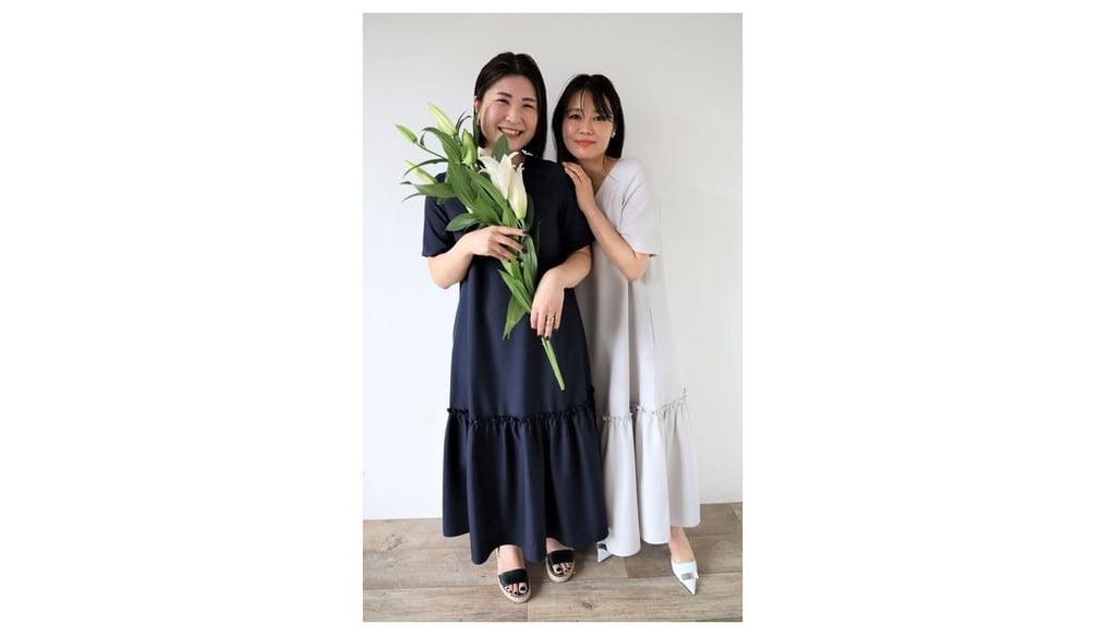 子育て中でECを手掛ける宮島さん(右)と三木さん