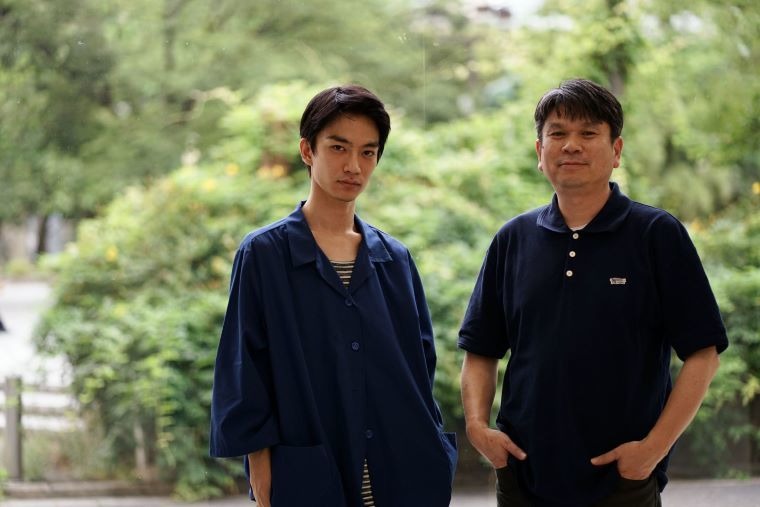 俳優兼映画監督の須藤蓮と中本エヌ代表