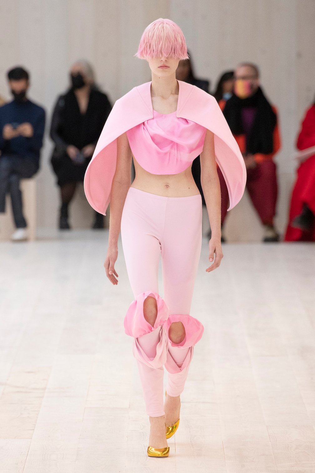 「ロエベ」2022年春夏コレクション