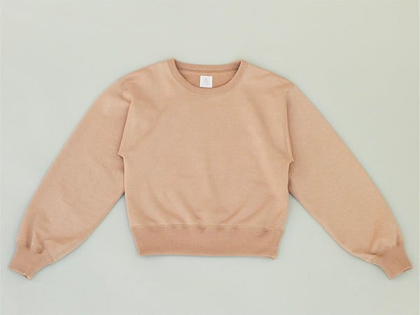 リーカ」ホリデーコレクション、ブランド初のアパレルラインから