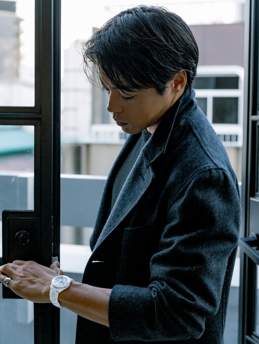 カヌースラローム選手 羽根田卓也、 シャネル( CHANEL) J12