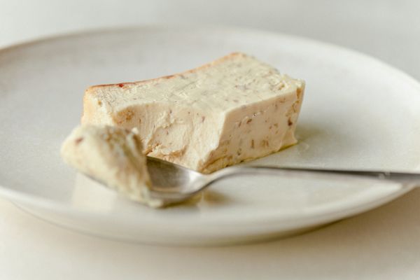 Mr. CHEESECAKE white truffle イメージヴィジュアル