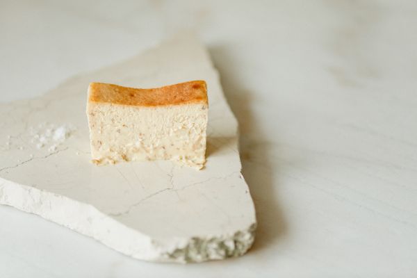 Mr. CHEESECAKE white truffle イメージヴィジュアル
