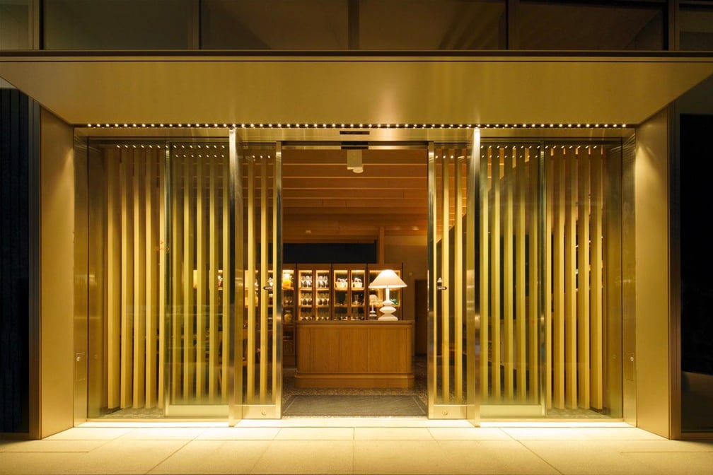「Hotel’s」