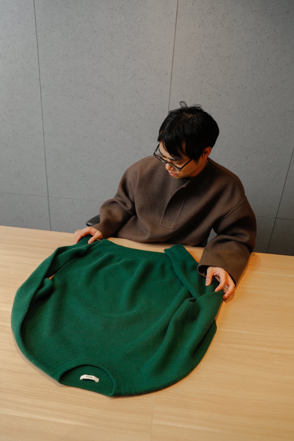 ボーディ カシミヤ セーター 光山玲央奈