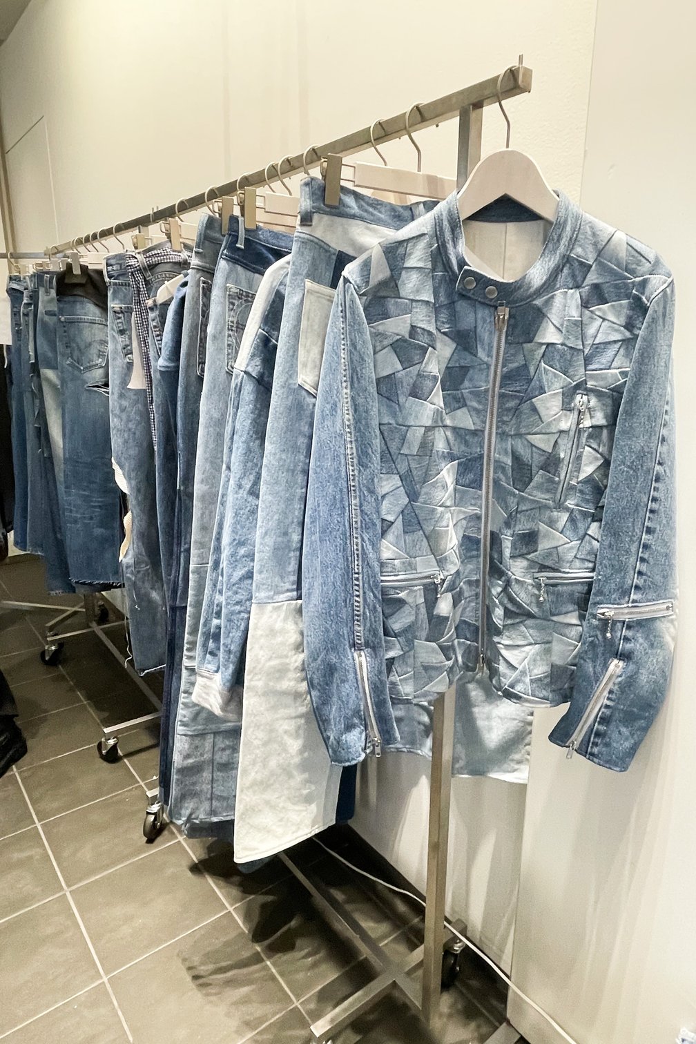 アンリアレイジの商品