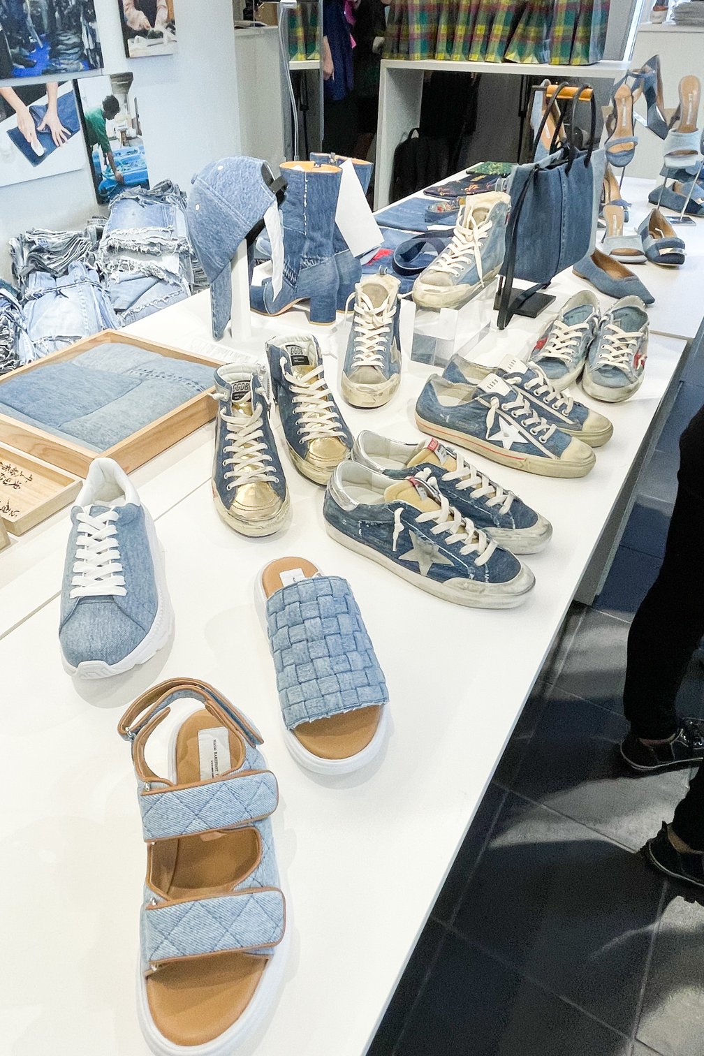 セルジオ ロッシやペリーコ、ゴールデン グースの商品
