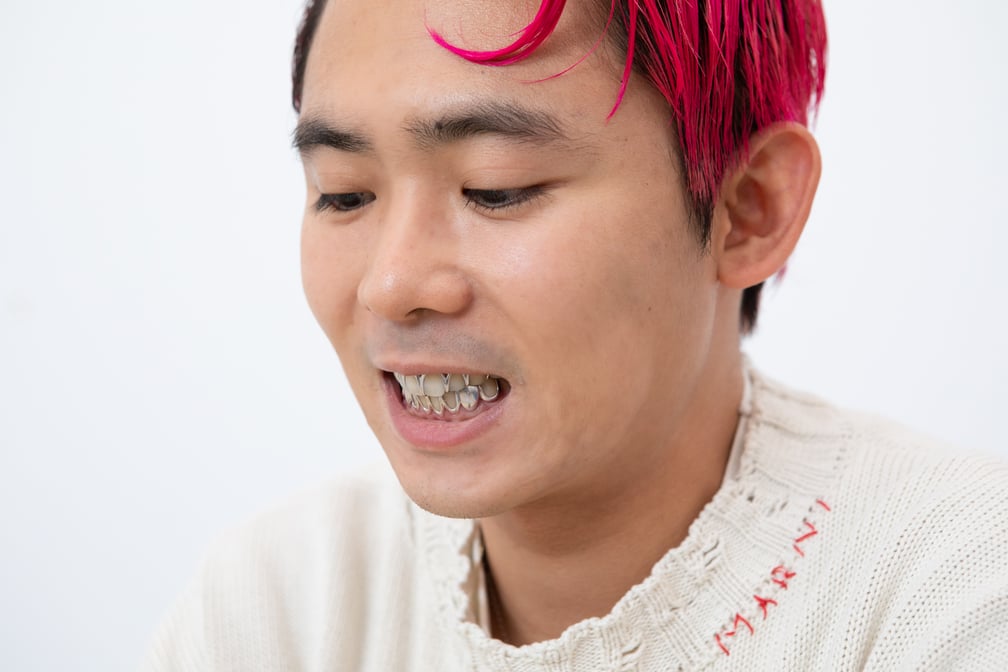 オカモトレイジ グリルズ ファッション