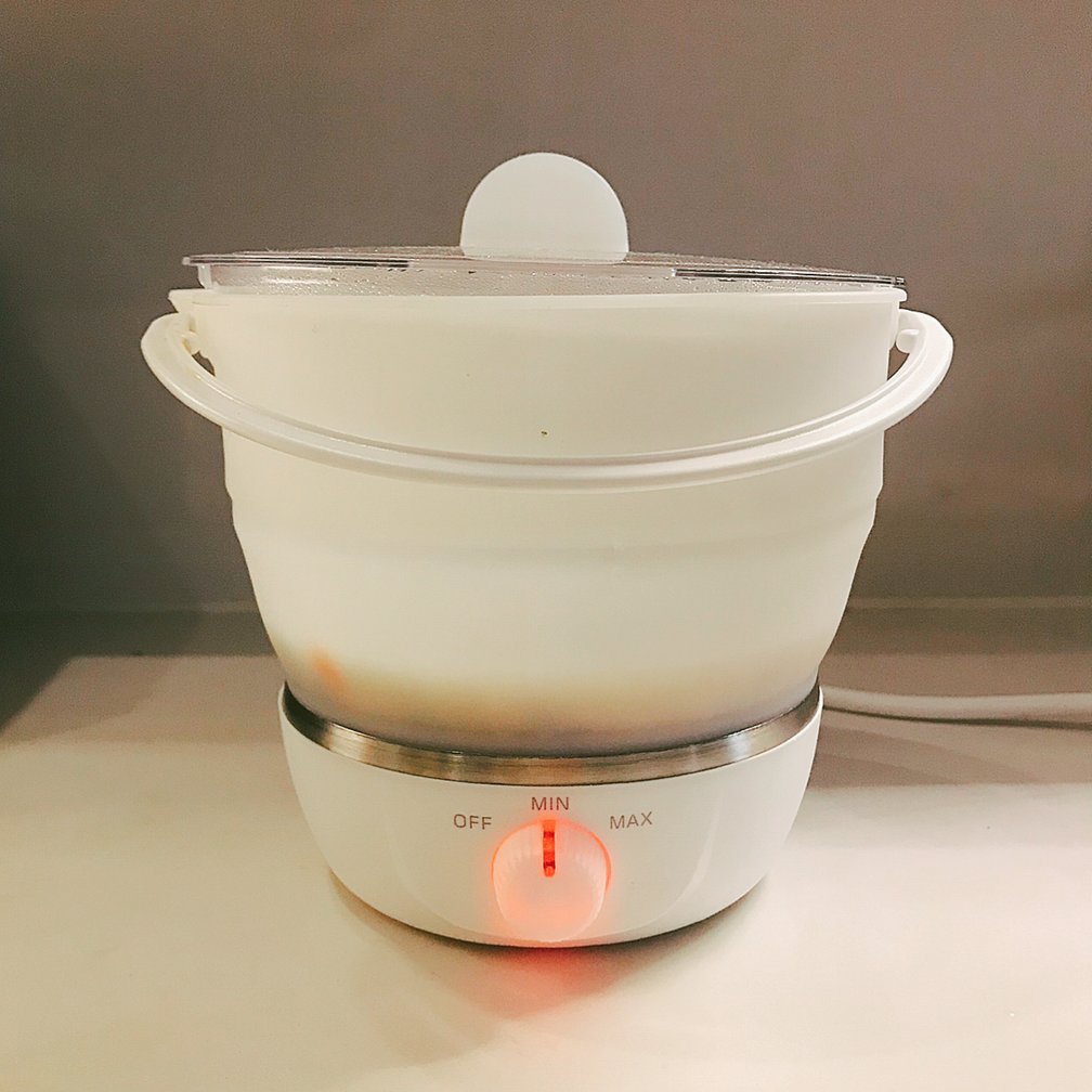 炊飯中のトラベルクッカー