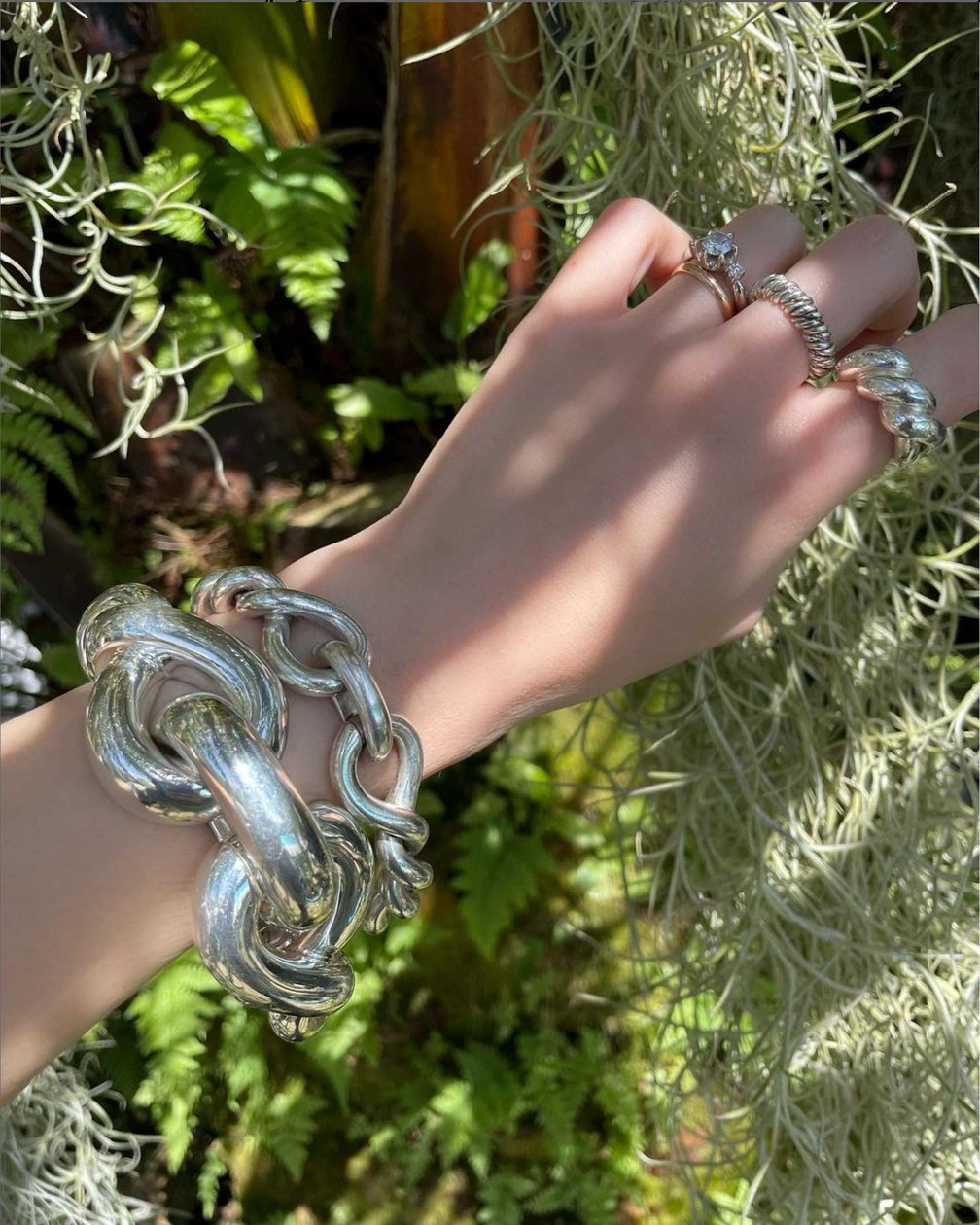 【本物新品保証】 hermes-vintage-jewelry-t.jpg アクセサリー