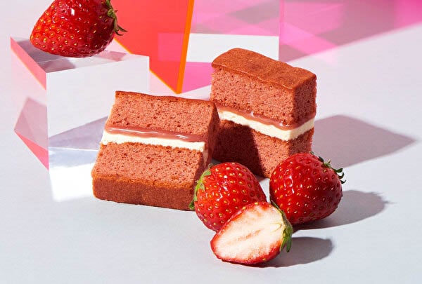 バターケーキ〈いちご〉