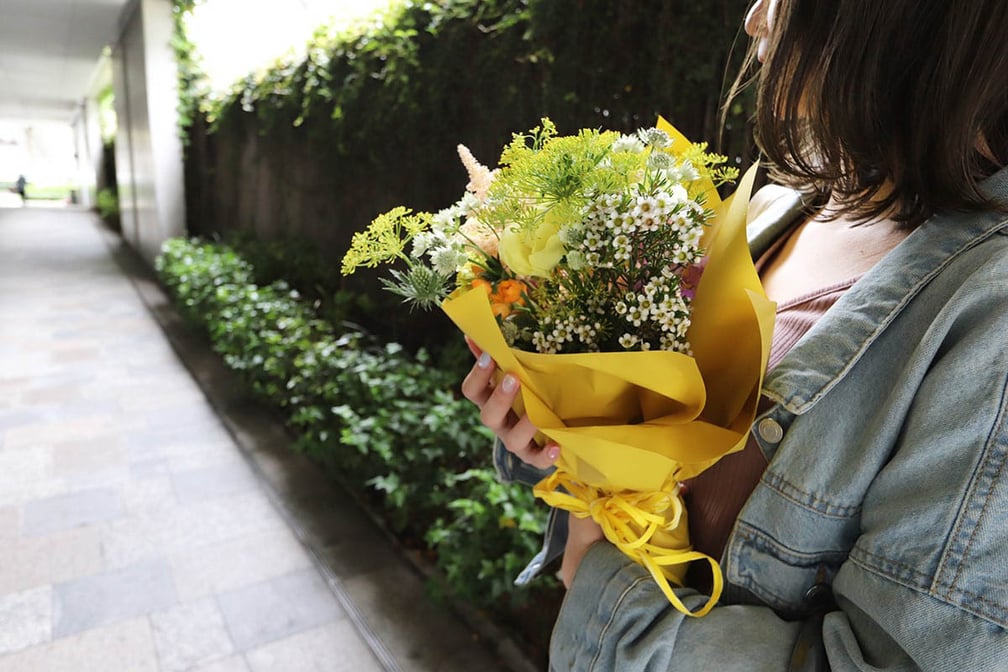 THE LITTLE SHOP OF FLOWERS