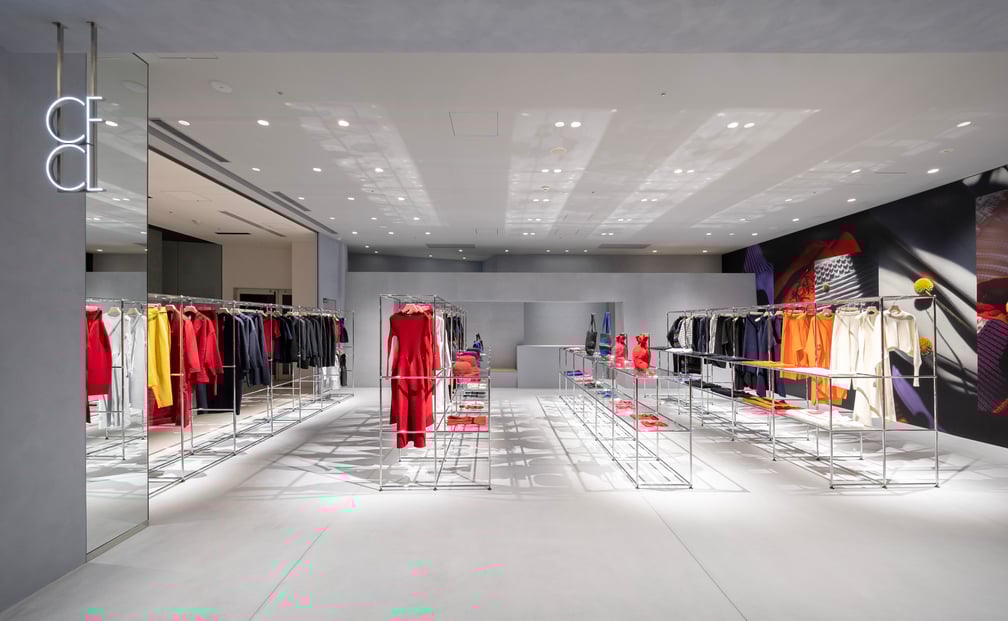 CFCL OMOTESANDO 店内
