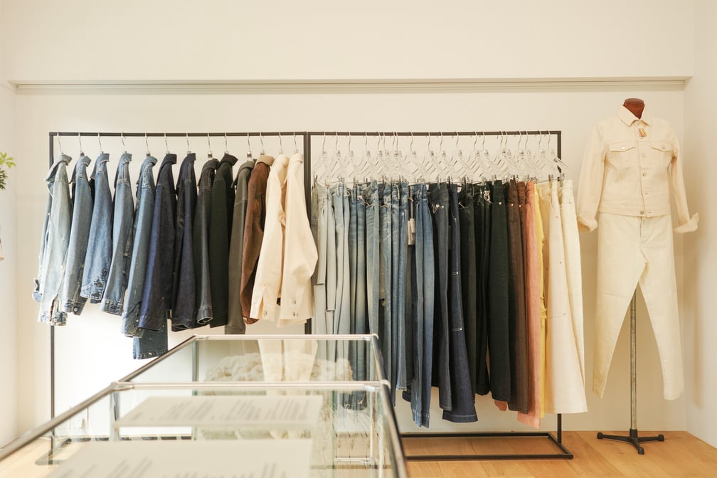 TANAKA AOYAMAの店内