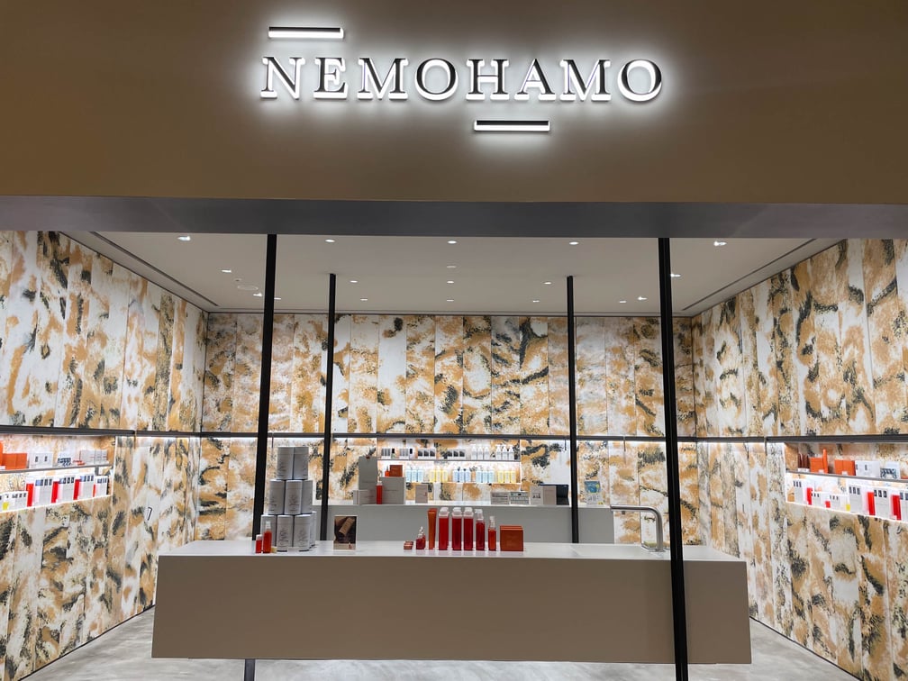 NEMOHAMO 新丸ビル店の内装