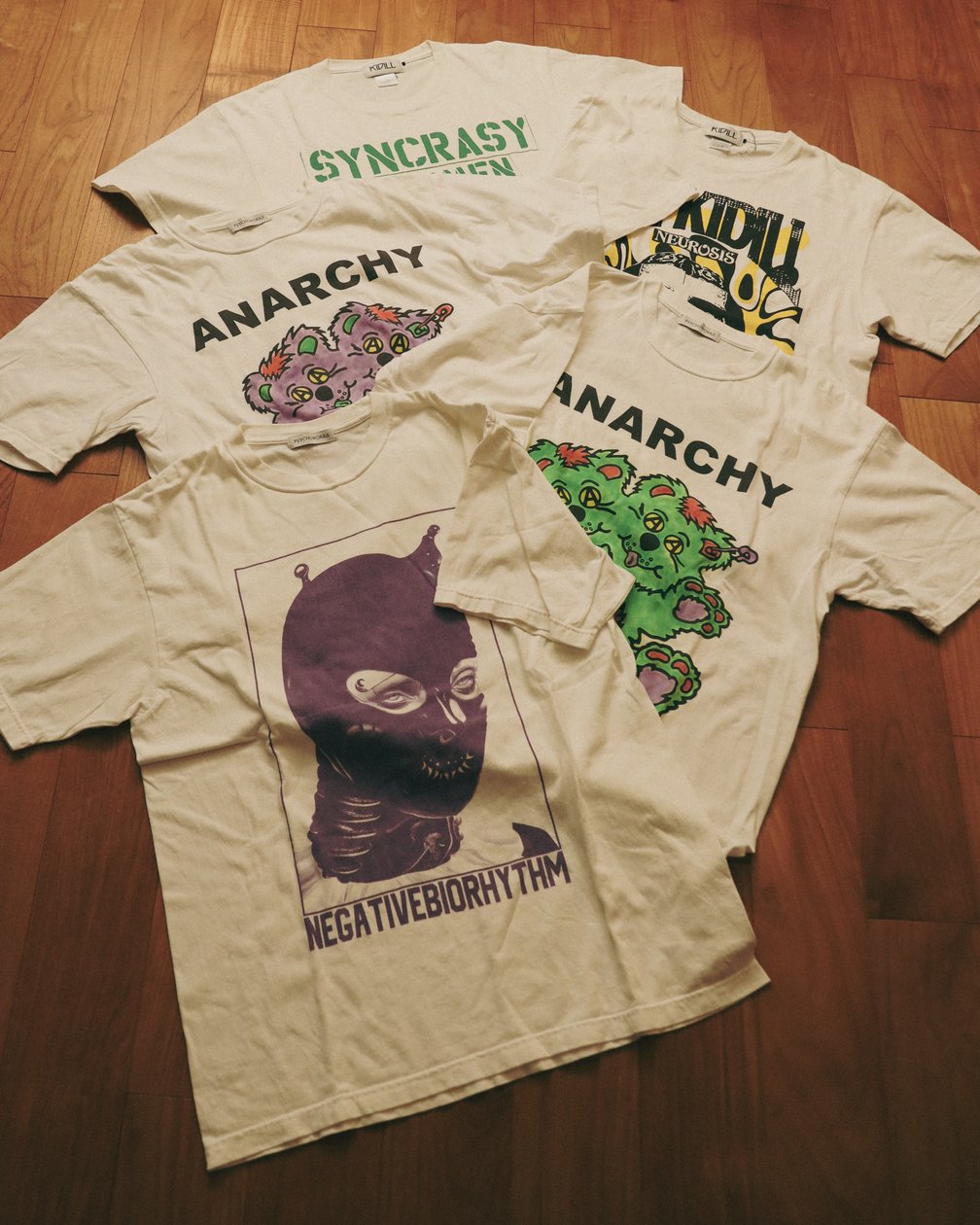 グラフィックTシャツ