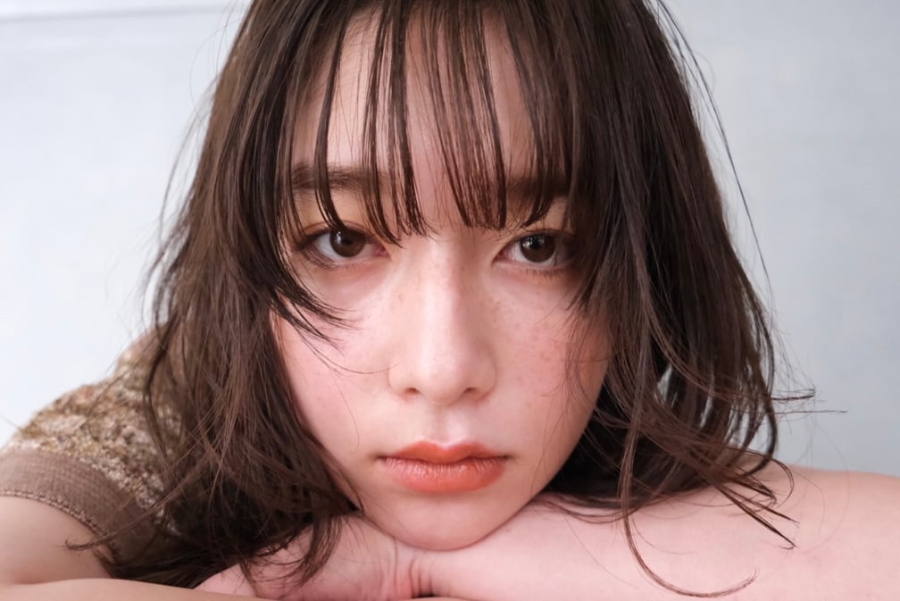 女性のアップ写真