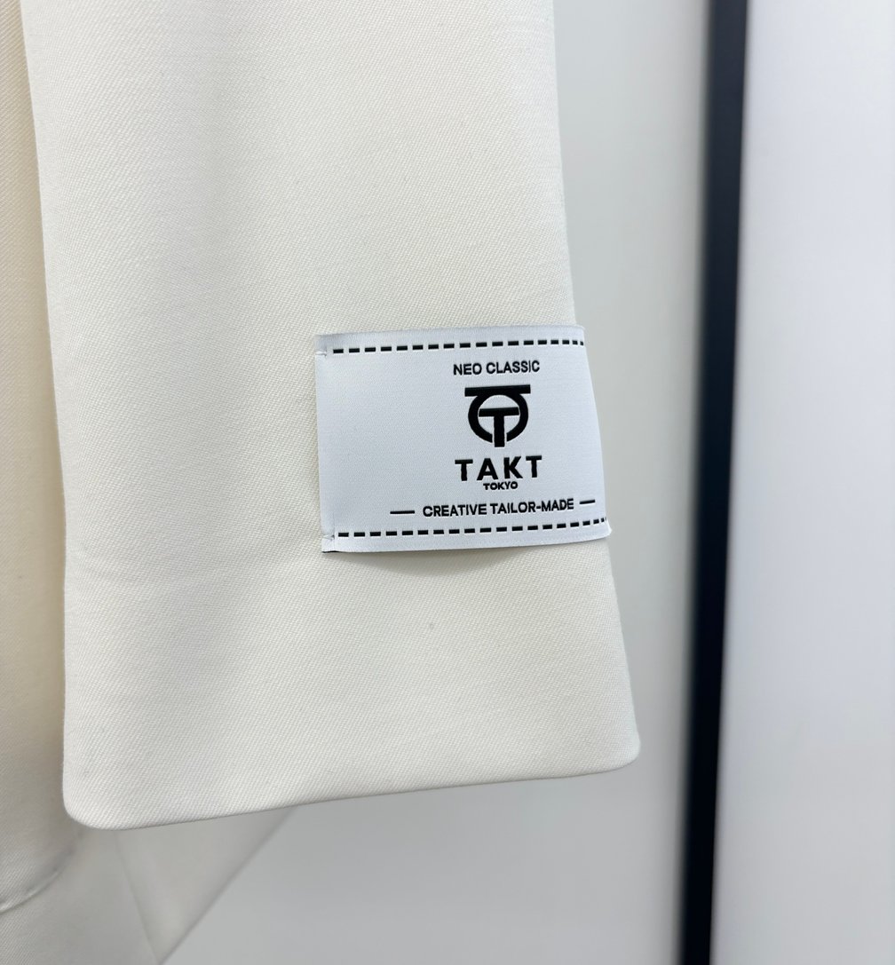 一法師拓門がデザインスーツブランド「タクト」立ち上げ
