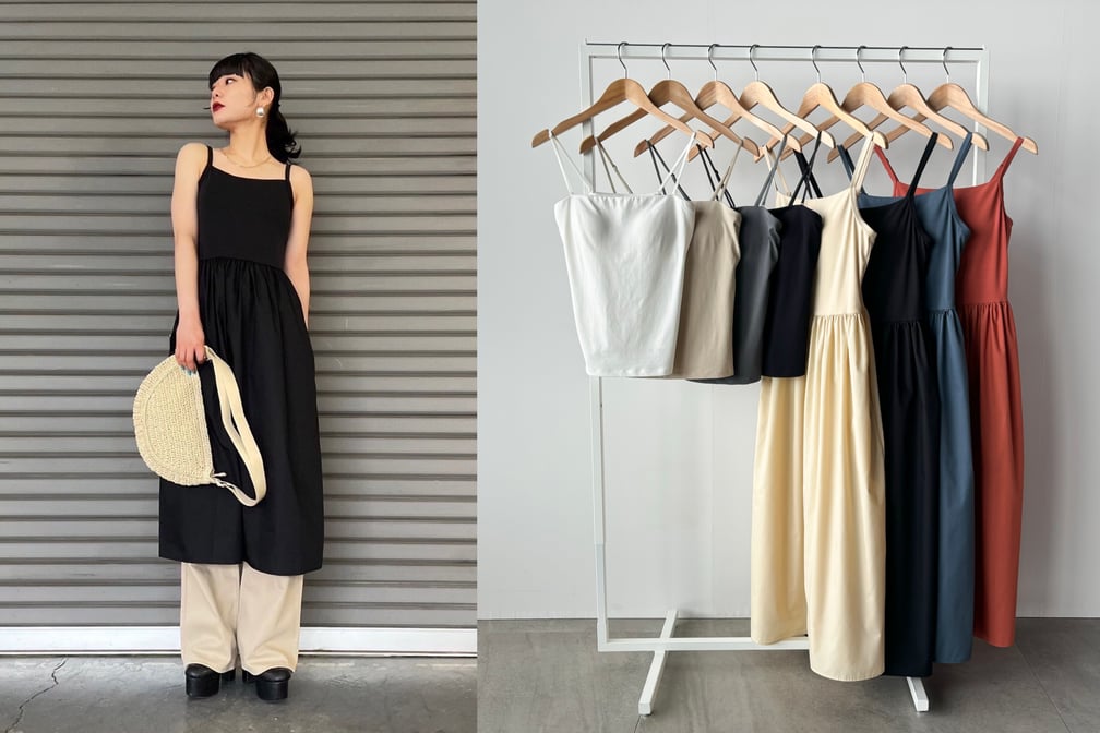 コンビネーションブラキャミソールワンピースを着用した女性と、ラックにハンギングされたユニクロ ブラトップシリーズの商品