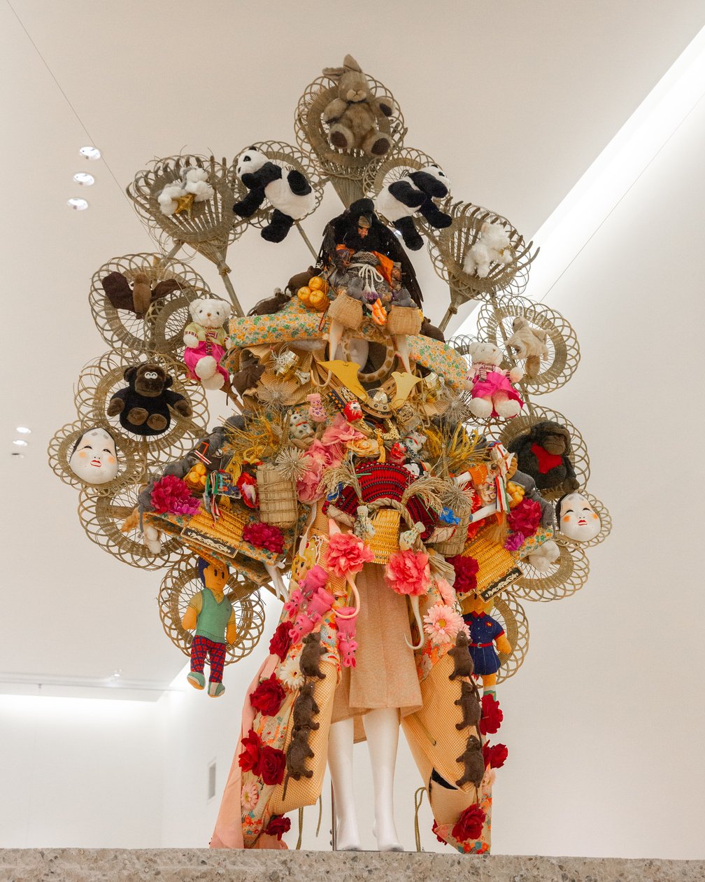 山縣良和が手掛けた服の神、七服神