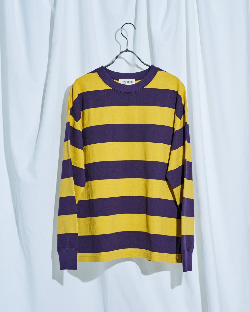 アンスクリアのTシャツ