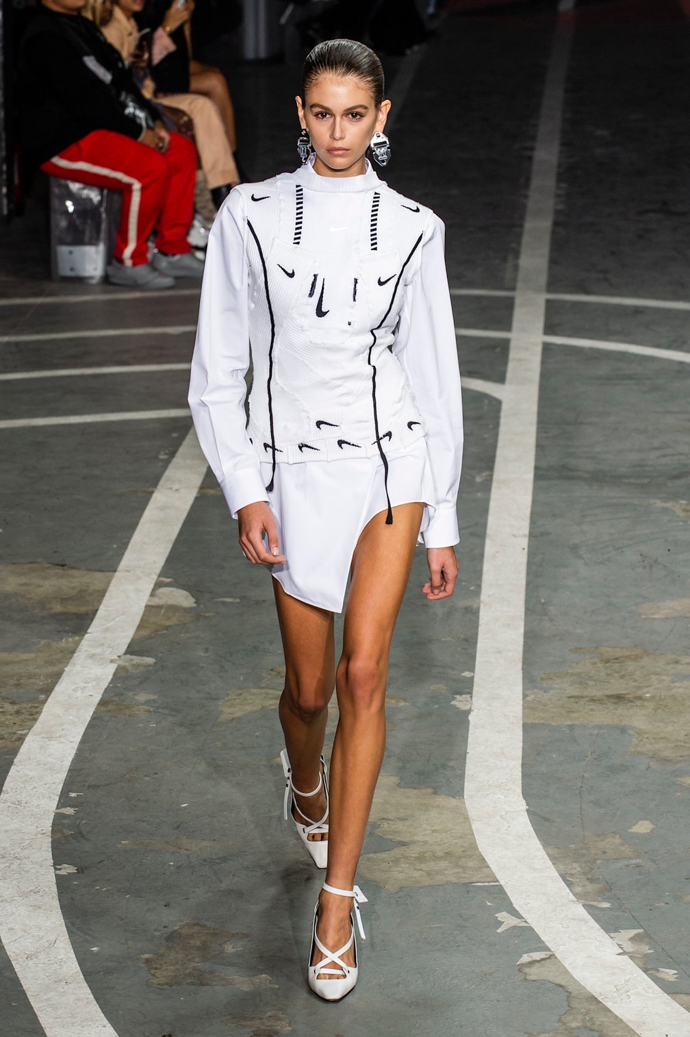 OFF-WHITE c/o VIRGIL ABLOH? 2019年春夏コレクション