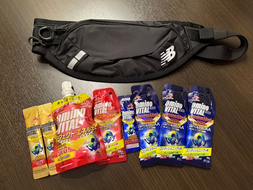 ランニングポーチとエナジードリンク
