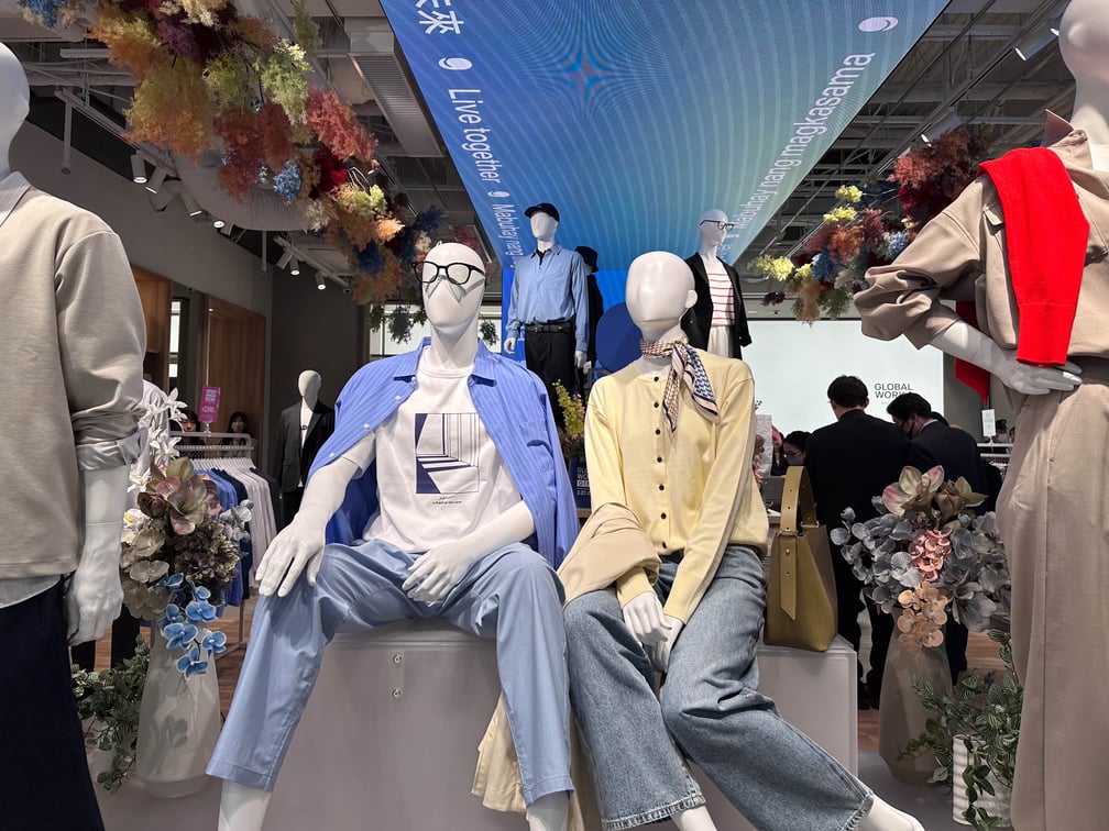 グローバルワーク銀座店内観