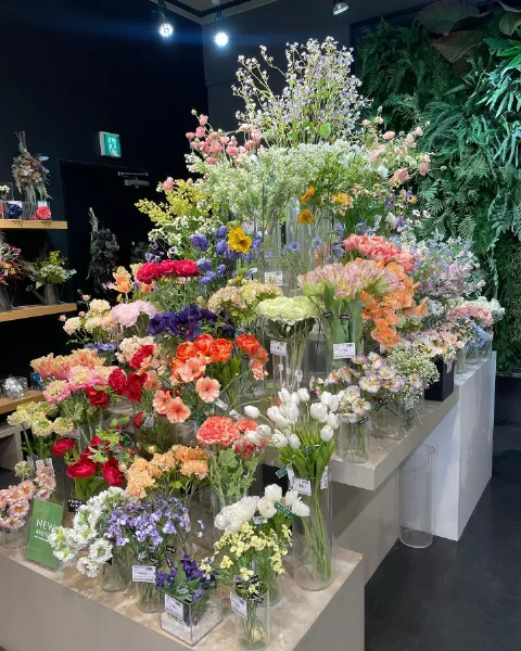 生花みたい♪1年中満開の花で埋め尽くされる蔵前「east side