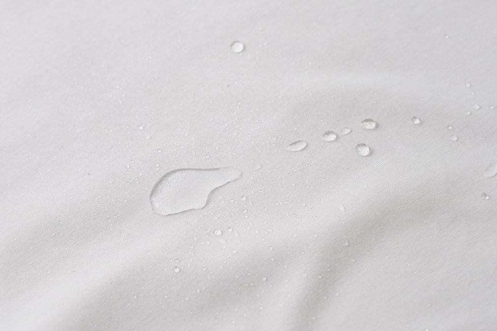 「無印良品」汗染み防止Tシャツの撥水力