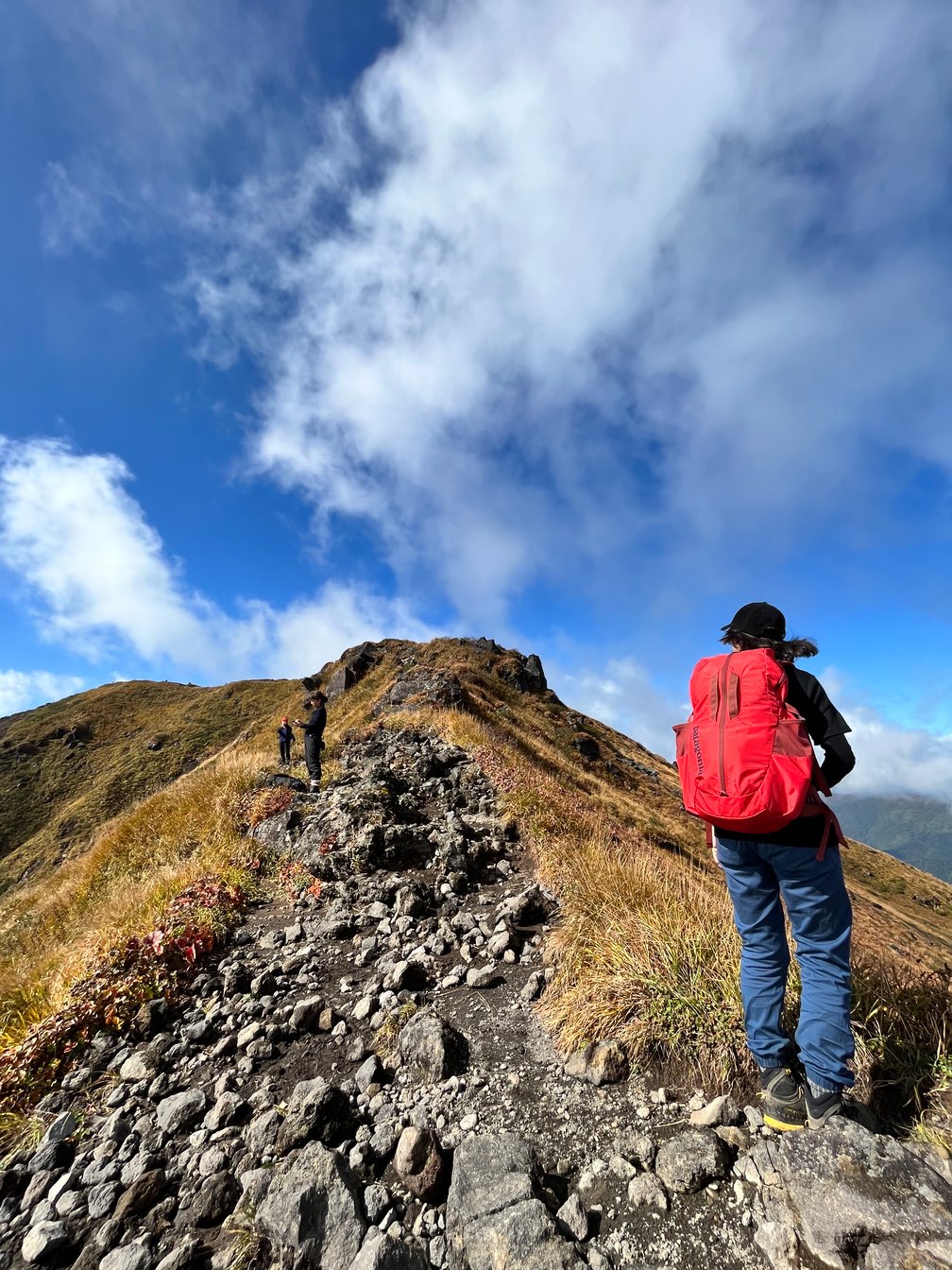 女性　登山グッズ　おすすめ