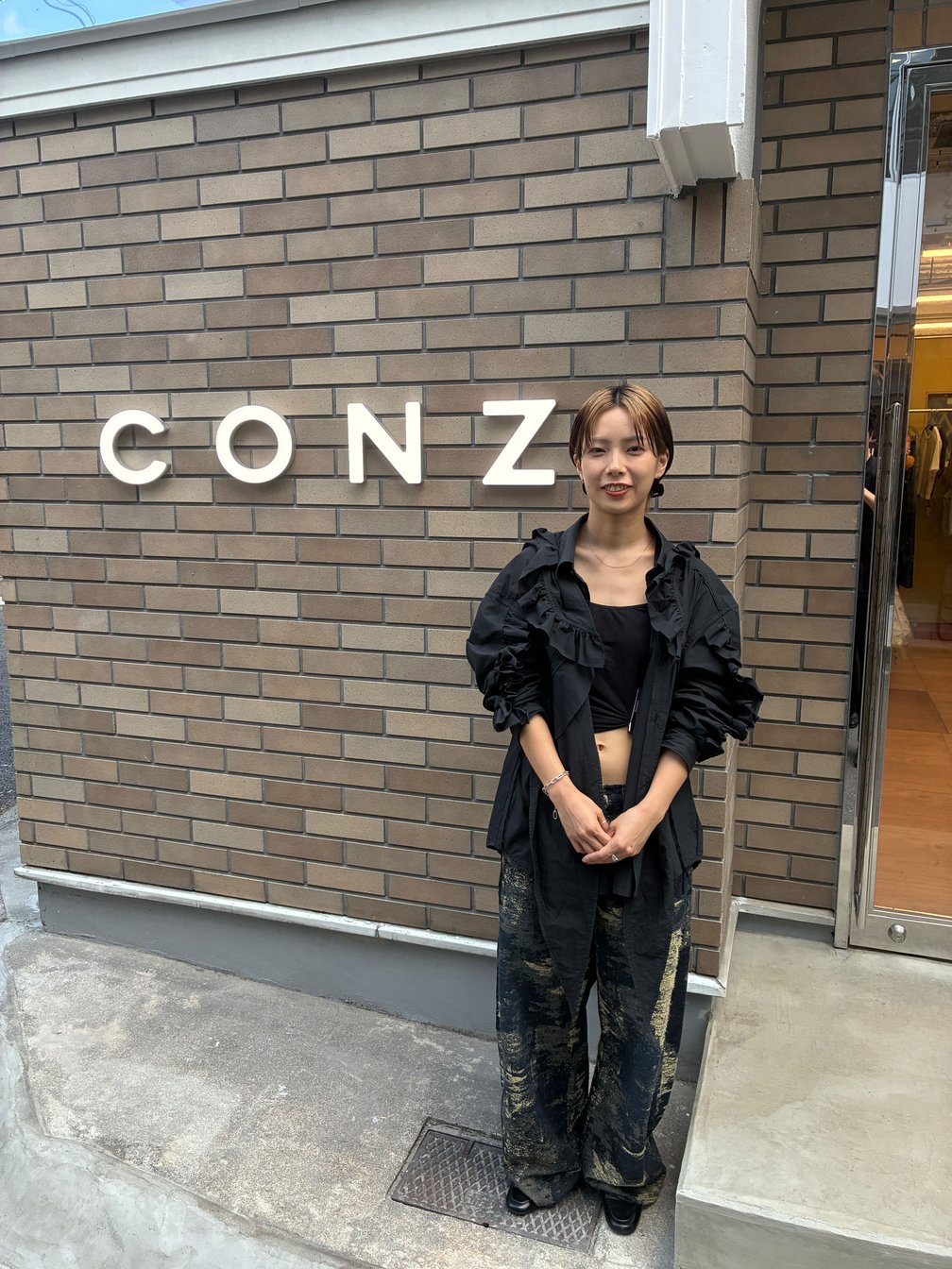 女性